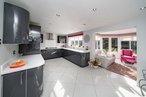 KITCHEN- click for photo gallery